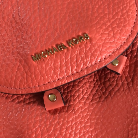 MICHAEL KORS CONVERTIBLE BACKPACK - Picture 2 of 11